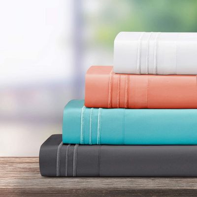 Microfiber geborduurde lakens Set voor 16 "Deep Pocket Mattress 3/4pcs is aangepast JA
