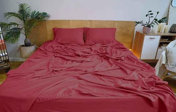 XINPAI Microfiber Drie lijnen borduurwerk Massage beddengoed Set voor plat bed